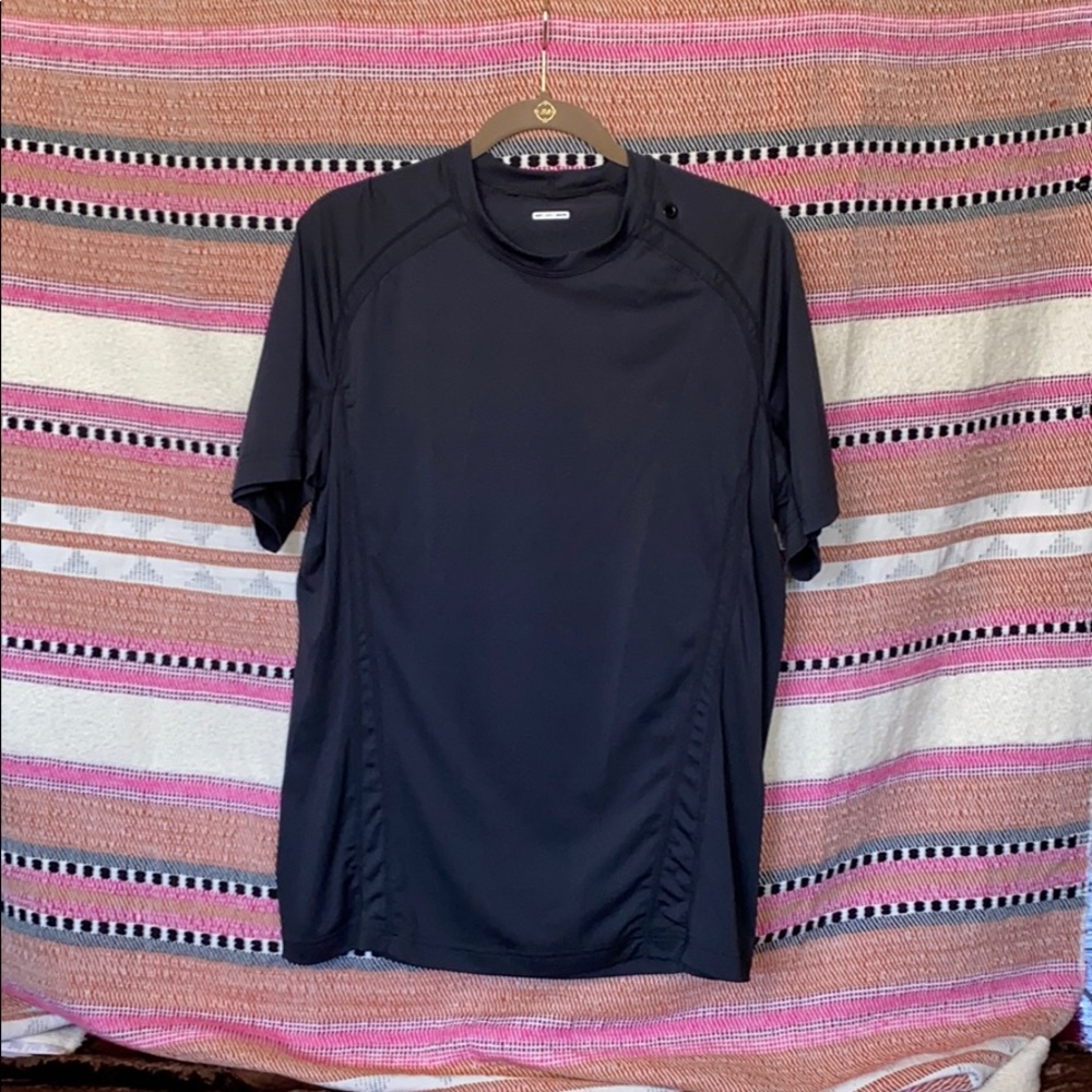 Lululemon black athletic shirt size L 9.5/10